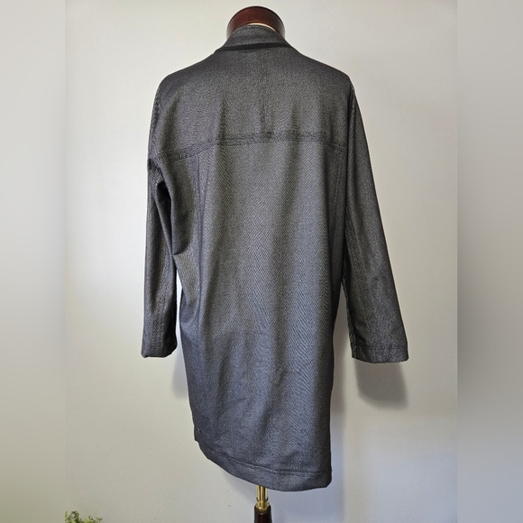Lululemon Athletica Grey Cocoon Car Coat. Size XS - Picture 5 of 14